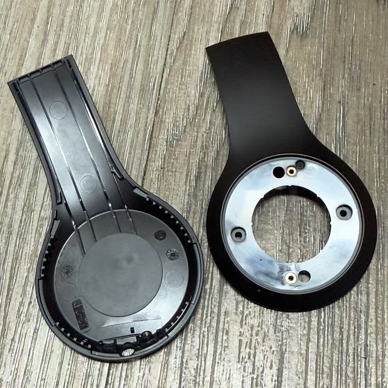 قطع غيار أصلية لسماعات Beats S - مراجعة Beats Headphone Solo 4 وسعره